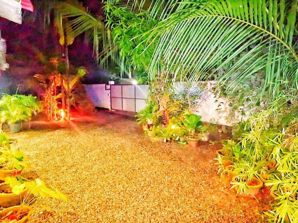The Bambos Villa Hikkaduwa Exterior photo
